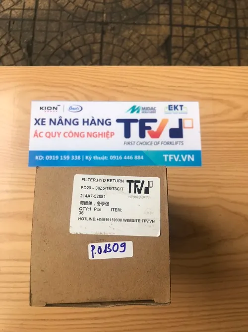 Kiểm tra lõi lọc dầu hồi thủy lực xe nâng TCM 214A7-52081