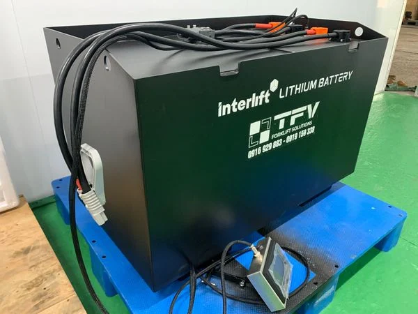 Pin Lithium Và Ắc Quy Chì: Đâu Là Lựa Chọn Tối Ưu cho Xe Nâng Điện?
