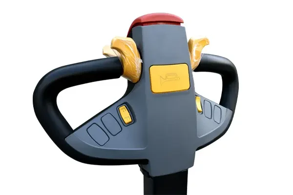 Tay lái và bảng điều khiển xe kéo điện MiMA MGC40
