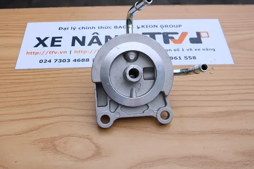 Bơm tay 23302-23440-71 Folangsi mặt tì lắp lọc nhiên liệu