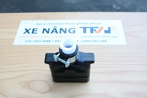 Mã OEM 119802-77200 giắc sạc ắc quy xe nâng 30A