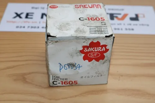 Kiểm tra lọc dầu động cơ xe nâng Sakura C-1605