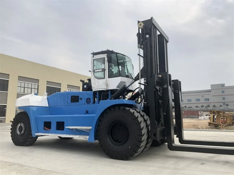 Xe nâng dầu SOCMA HNF500 50 tấn