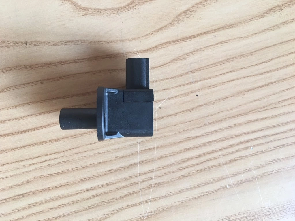 Cảm biến bộ phận lái, cảm biến góc lái 0 độ mã 14596603