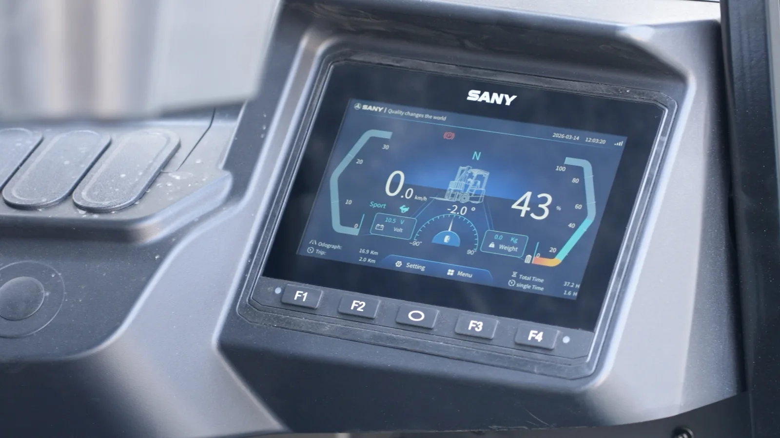 Màn hình 7 inch của Xe nâng điện 3 bánh Sany SCP16S