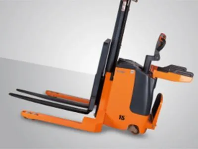 Xe nâng stacker Zowell XE15 — nhìn ngang
