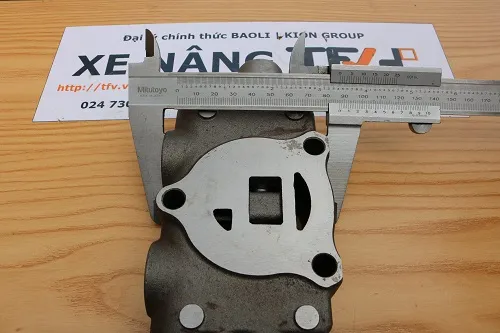 ngăn kéo chia dầu van hai chiều xe nâng 10 mm