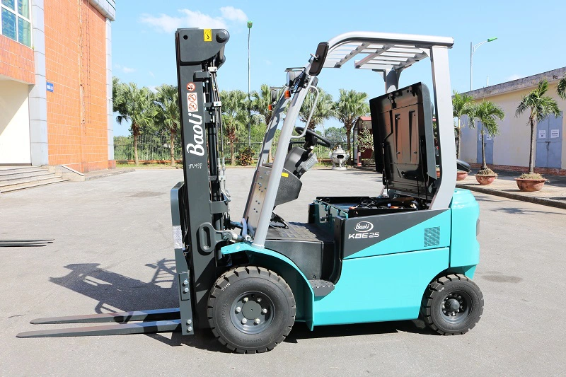 Xe nâng điện 2.5 tấn,hiệu Kion Baoli KBE25-01 Khung container VFHM4700 Mới 100%