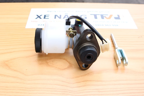 Tổng phanh xe nâng FD20-3, F18B, F14C-91346-40300 mã 91346-40300. Mã P.00231
