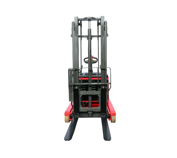 Xe nâng reach stacker MiMA MFA15 nhìn thẳng phía trước