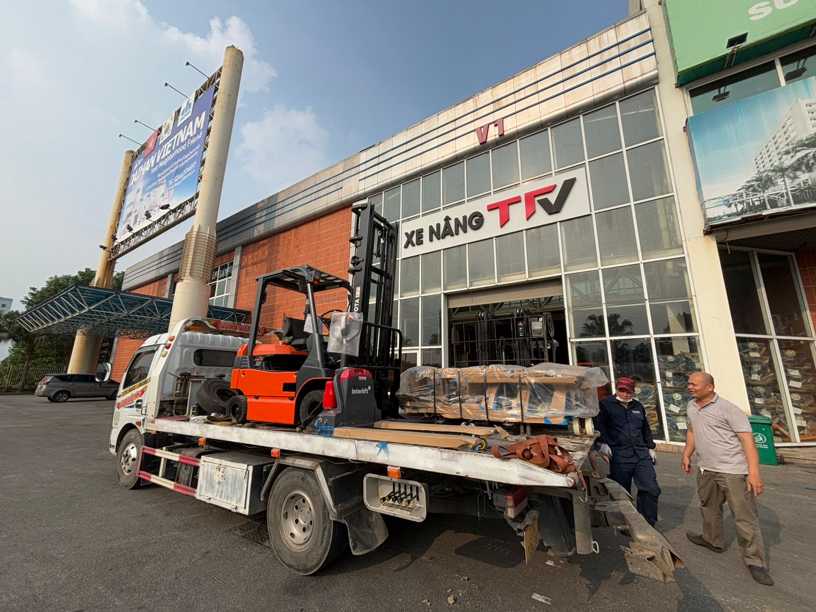Dịch Vụ Cho Thuê Xe Nâng Uy Tín & Giá Tốt Tại Hà Nam