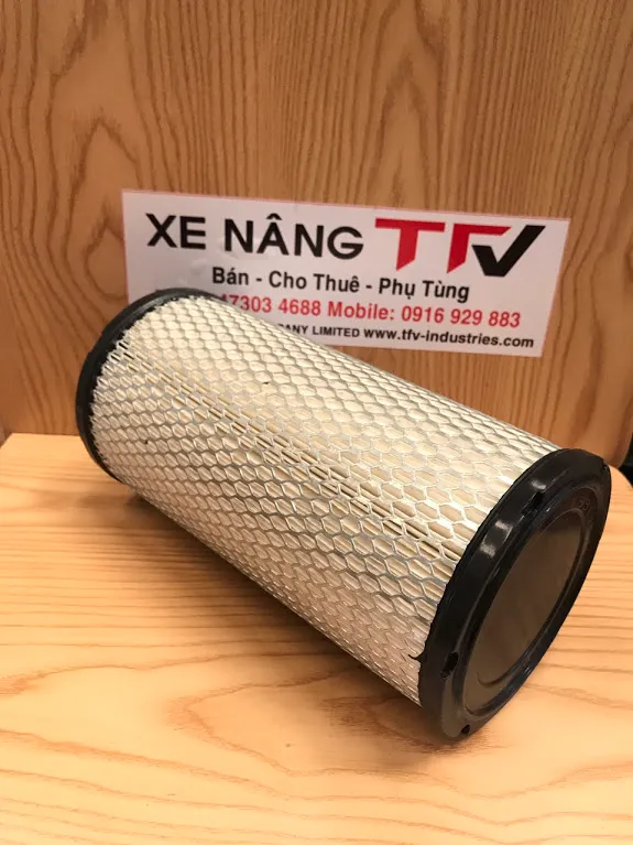 Lọc gió ngoài xe nâng 13311587 nhìn từ góc khác