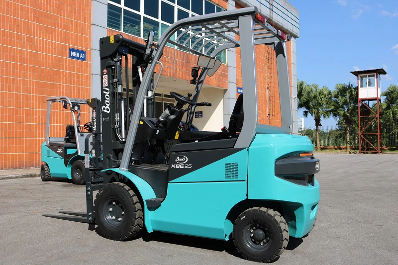 Xe nâng điện 2.5 tấn,hiệu Kion Baoli KBE25-01 Khung container VFHM4700 Mới 100%