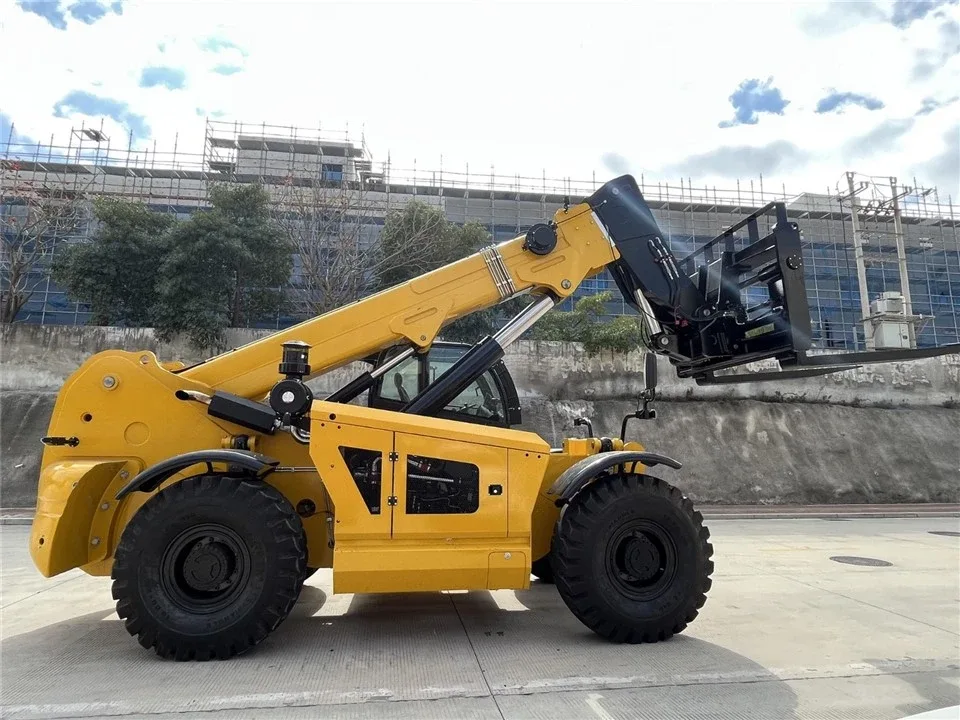 Cabin và khung gầm xe nâng telescopic SOCMA HNT20010-4Z