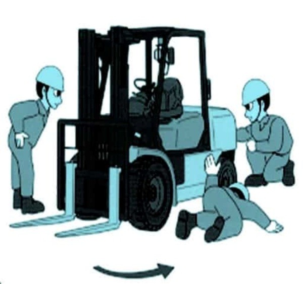 Hướng dẫn vận hành xe nâng trong kho hẹp an toàn và hiệu quả