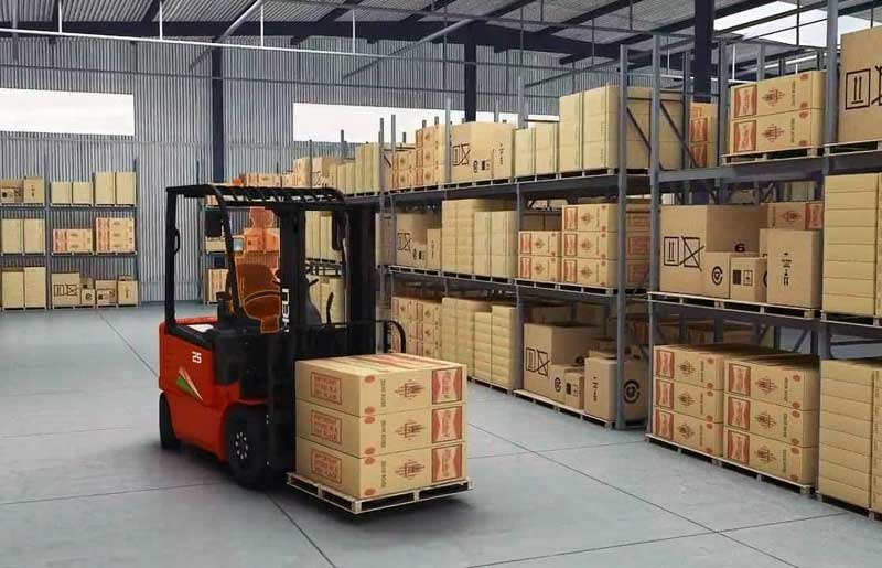 Xe nâng vận hành trong kho cần tính đúng tải trọng an toàn