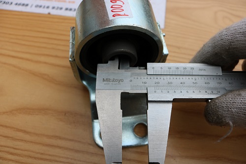 Cao su chân hộp số xe nâng 8FD/G10-J35