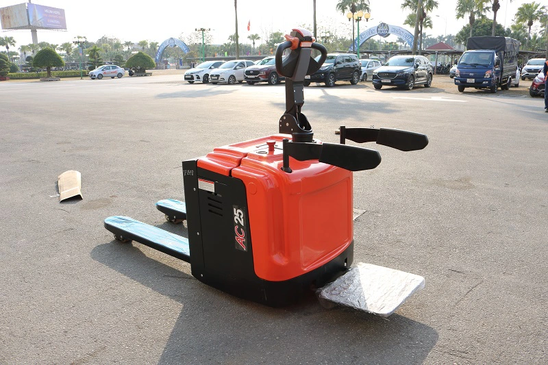 Xe nâng tay điện 2.5 tấn Heli Interlift CBD25J-RLI. Mới 100%. Mã XM.EP25HL002.00548