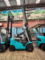 Xe nâng điện 2.5 tấn Baoli KBE25-01. Nâng cao 4m. Sx 2026. Mới 100%. Mã XM.B25BAS40.01059