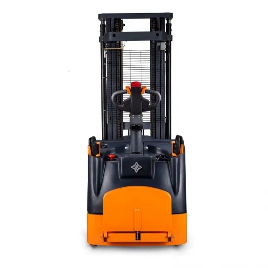 Xe nâng stacker Zowell XE15 nhìn thẳng phía sau