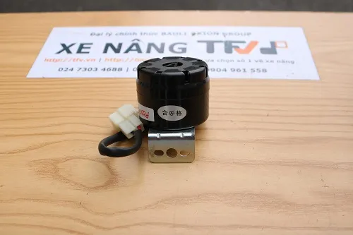 Còi báo lùi xe nâng 24V hàng thật tại kho TFV P.00357