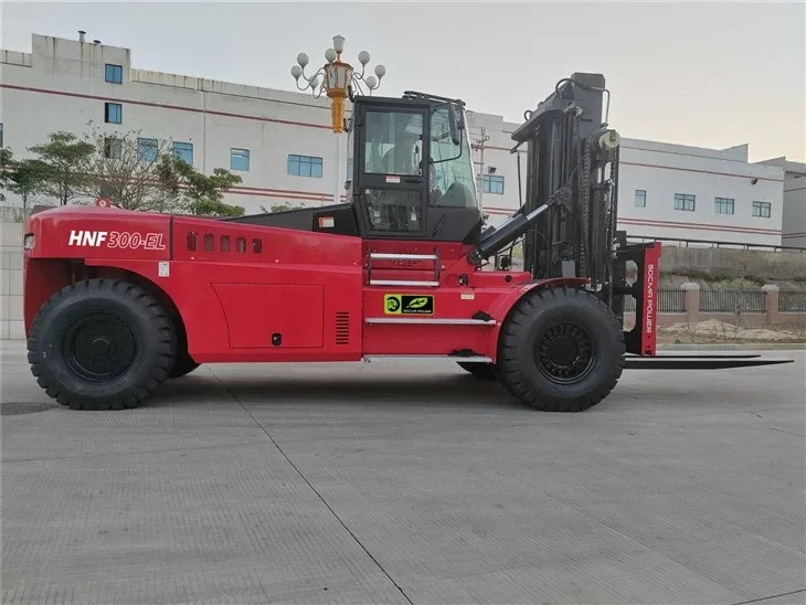 Khung thân lốp 16.00-25 của xe nâng điện SOCMA HNF280-1200EL (ảnh xe cùng khung)