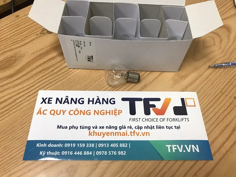 Bóng pha xe nâng 56V40W hiệu Folangsi nhìn cận đuôi