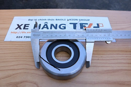 Vòng bi xe nâng kích thước 35*102*28 hiệu NTN, hàng mới 100%. Mã P.00248