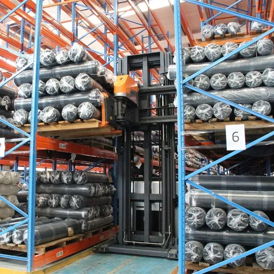 Xe nâng VNA Zowell VDA — trong kho vải cuộn