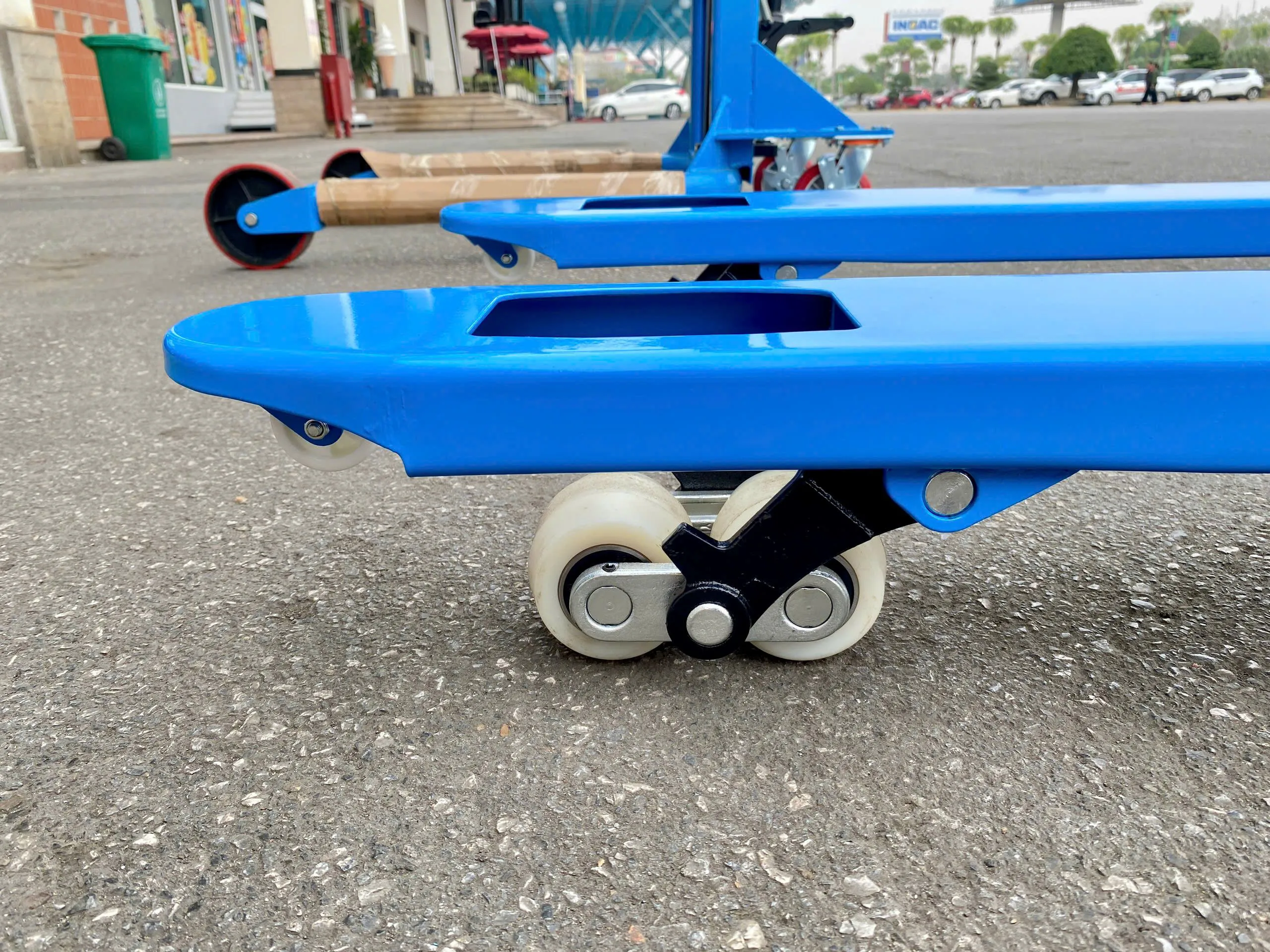 Xe nâng tay Interlift Pro 3 tấn, càng 550/685 mm