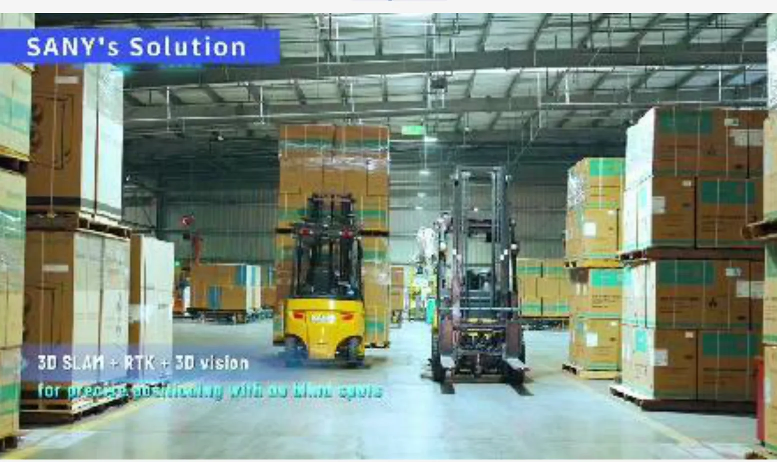 Xe nâng tự động Sany trong kho thành phẩm điện máy