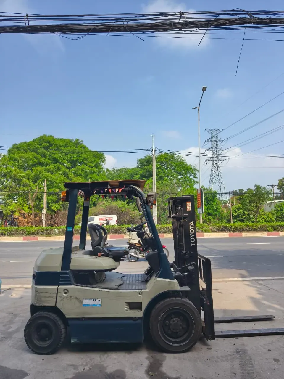 Xe nâng điện cũ Toyota 7FB30 3 tấn tại kho TFV Hà Nội