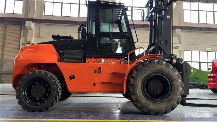 Lốp hơi địa hình xe nâng SOCMA HNY80