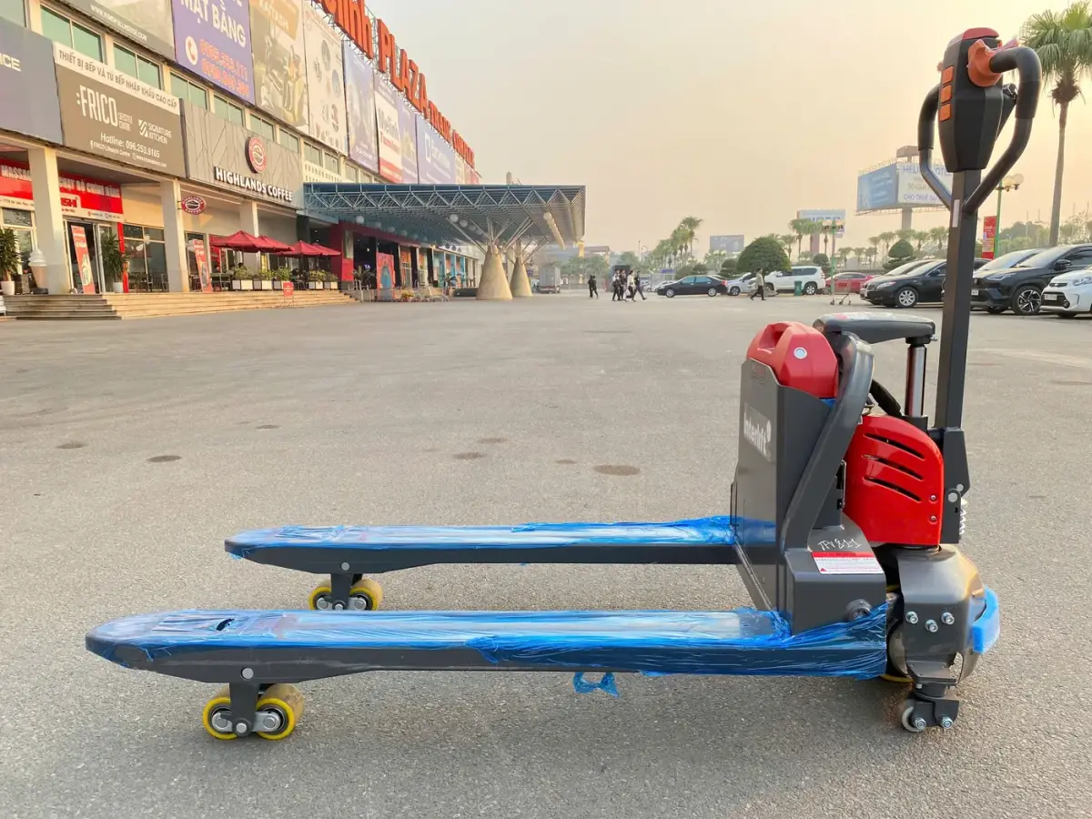 Xe nâng tay điện Interlift SL20L3 2 tấn pin lithium
