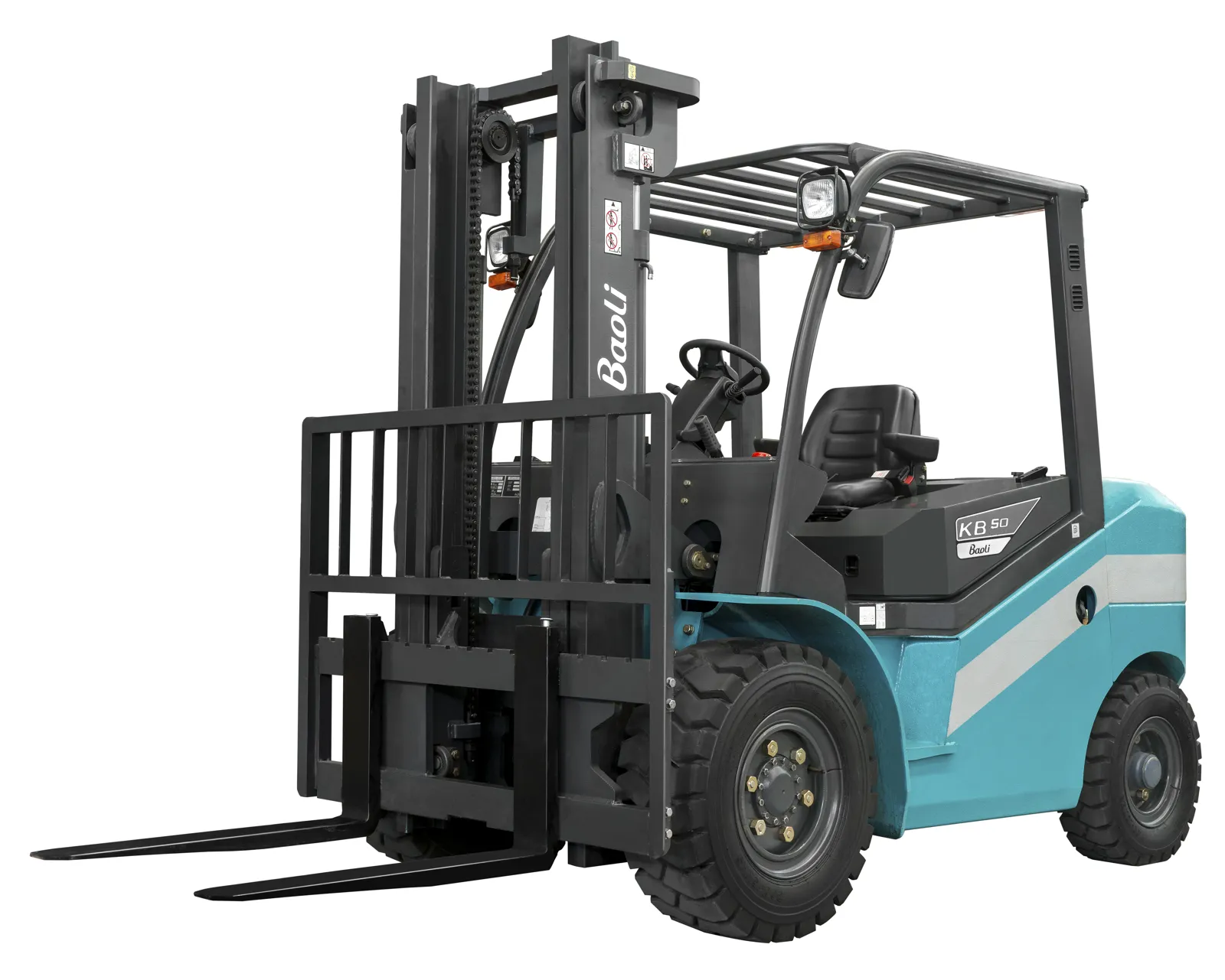 Xe nâng dầu Baoli KBD50S — nhìn chéo trước, khung nâng và giá càng