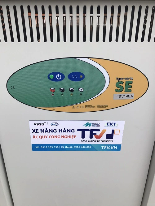 Máy sạc ắc quy hiệu SE Wa 3 pha 48V 140A mã 118-001sử dụng cho xe nâng, hàng mới 100%.