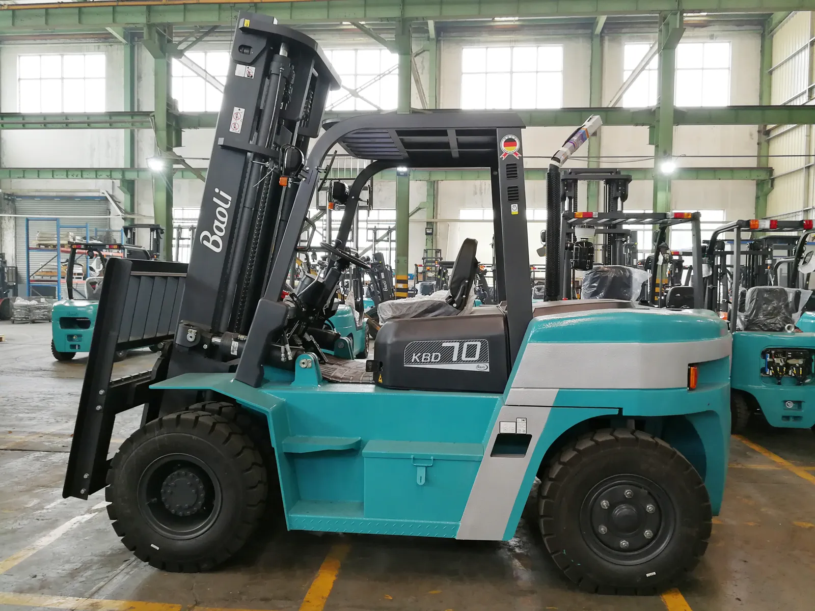 Xe nâng dầu Baoli KBD70 — xe mới tại xưởng