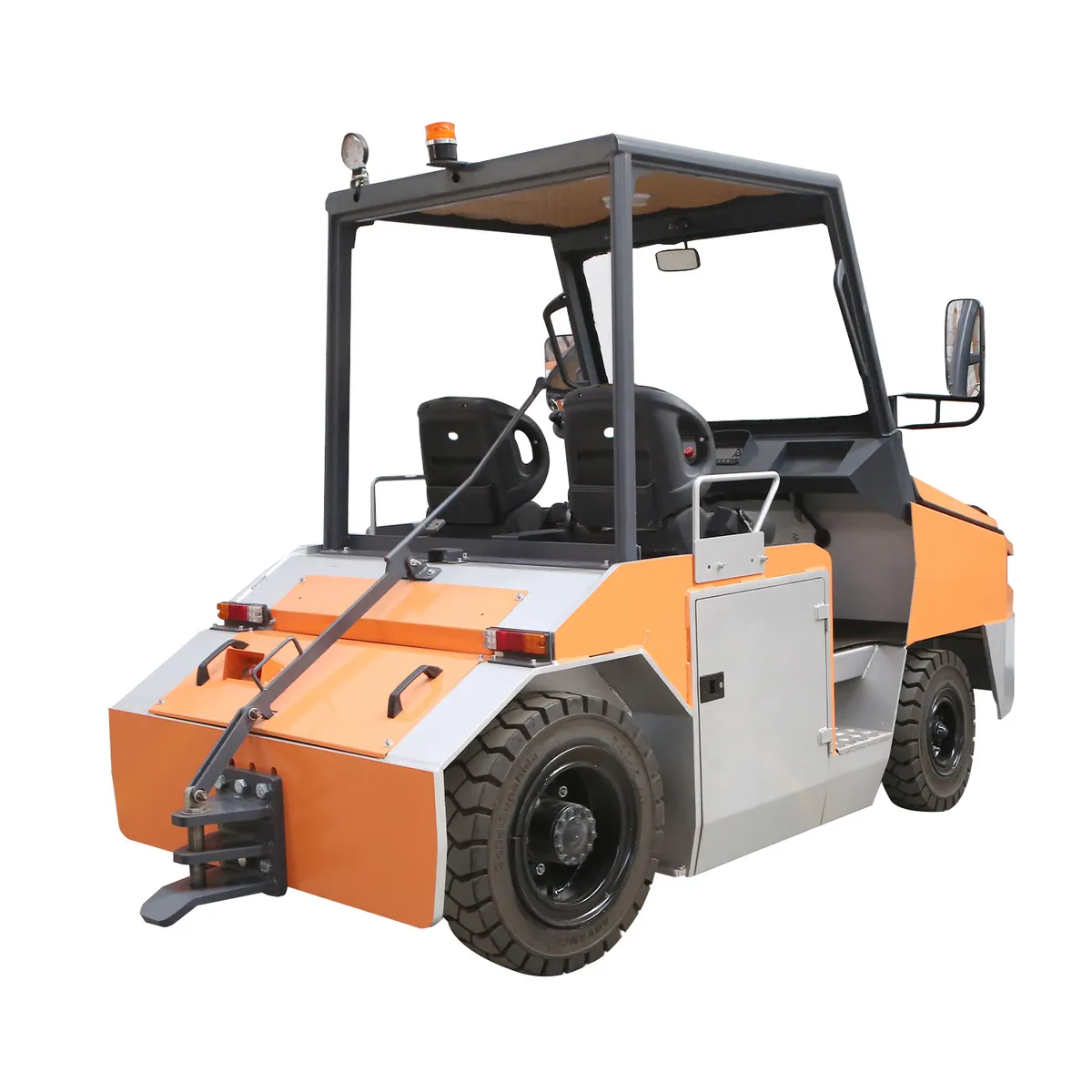 Xe kéo điện Zowell TSA1250 — nhìn chéo phía trước, móc kéo trước