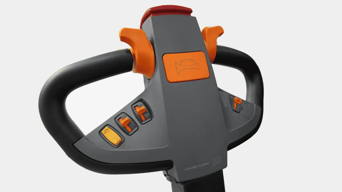 Tay lái của Xe nâng reach stacker MiMA MBG16