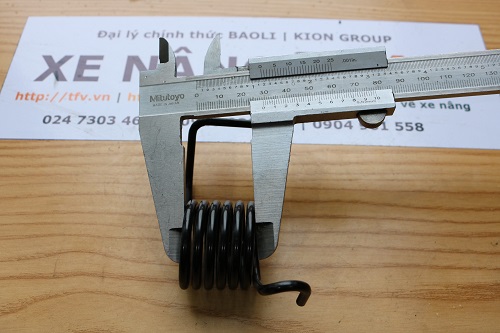 Lò xo chân phanh dùng cho xe nâng, hiệu Folangsi, mã 47118-26600-71, hàng mới 100%