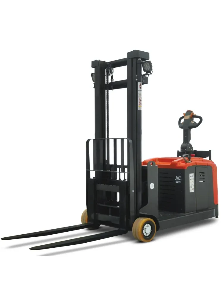 Xe nâng reach stacker đứng lái Interlift Q20GA